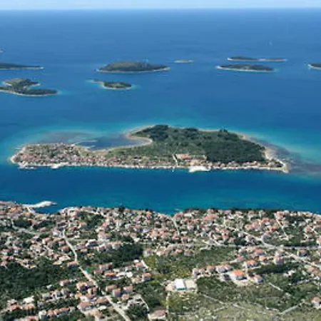 Korina Brodarica (Sibenik-Knin)