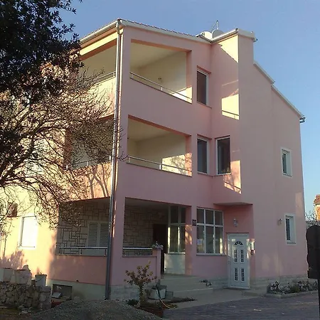 Korina Apartman