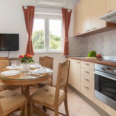 Apartman Korina *
