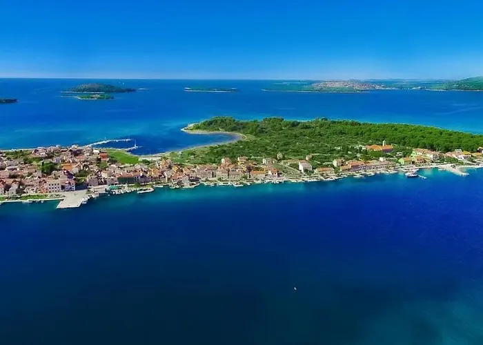 Korina * Brodarica (Sibenik-Knin)