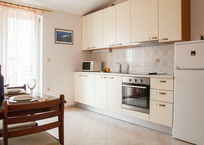 Korina Brodarica (Sibenik-Knin)