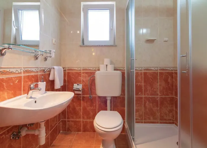 Korina * Brodarica (Sibenik-Knin)